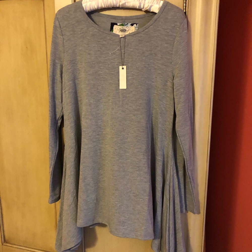 Women’s brand new Shirt